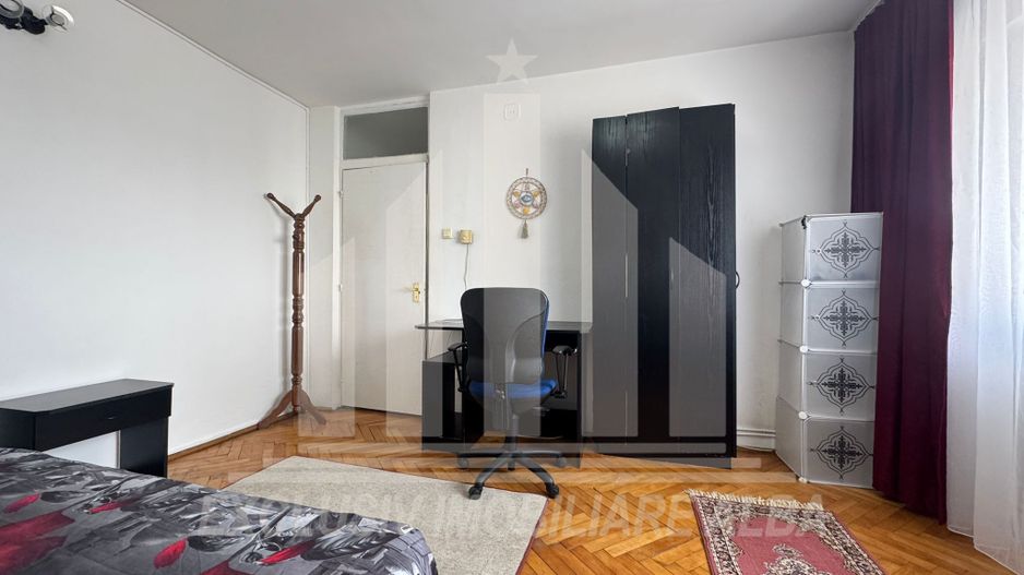 Garsoniera decomandata de inchiriat, Cetate - M-uri - Poză 3