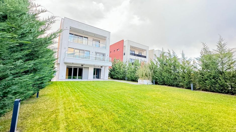 Vila  6 camere de inchiriat - Poză 24