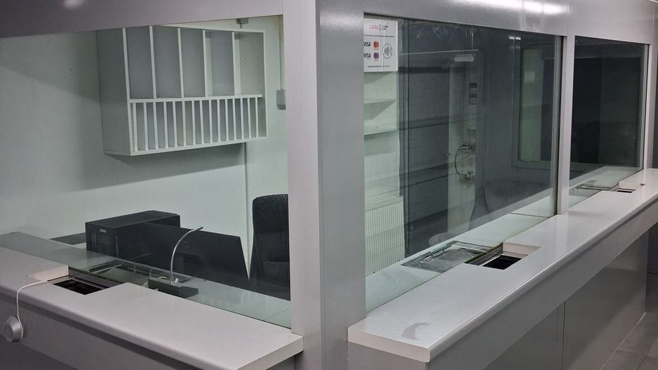 Spațiu comercial complet echipat - Poză 1