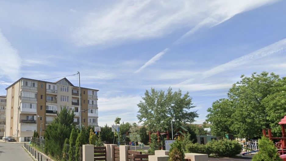 Gorsoniera, total decomandată, cu loc de parcare, bloc 2012 - Poză 2