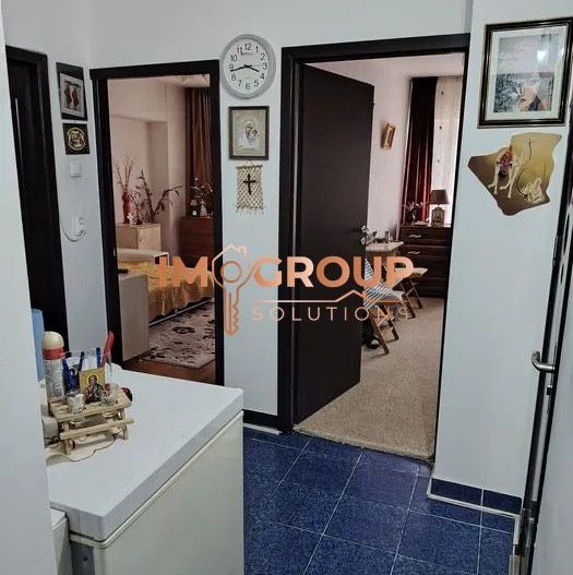 OANCEA - BLOC 1990 - ETAJ INTERMEDIAR - APARTAMENT CU 3 CAMERE DEC - Poză 4