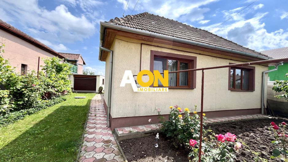 ÎNCHIRIERE! Casă cu 3 Camere, Zona Centru - Poză 4