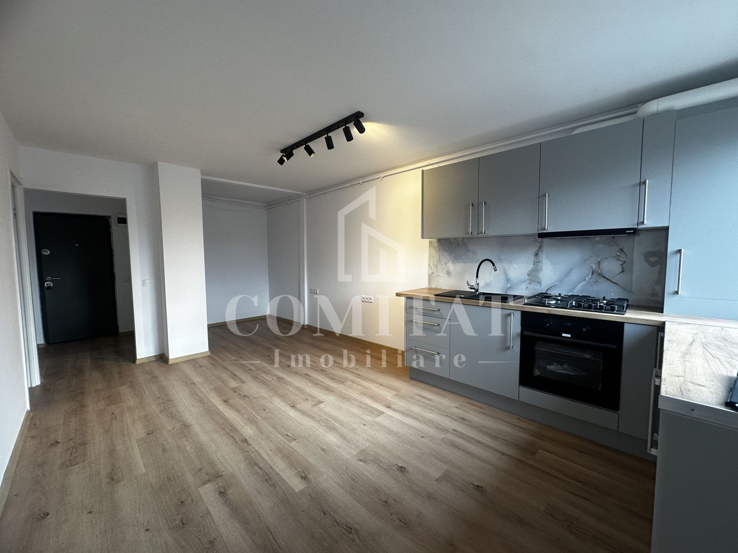 Apartament 3 camere | Parcare | Zona Str Tineretului - Poză 1