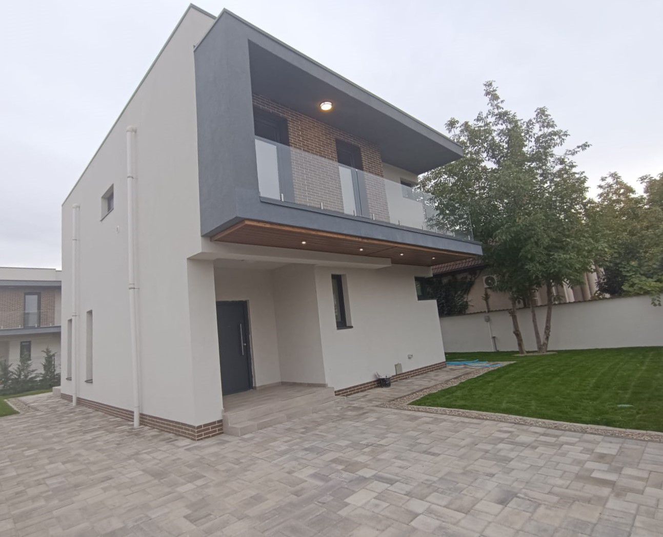 Vanzare casa moderna individuala zona rezidentiala Tunari - Poză 2