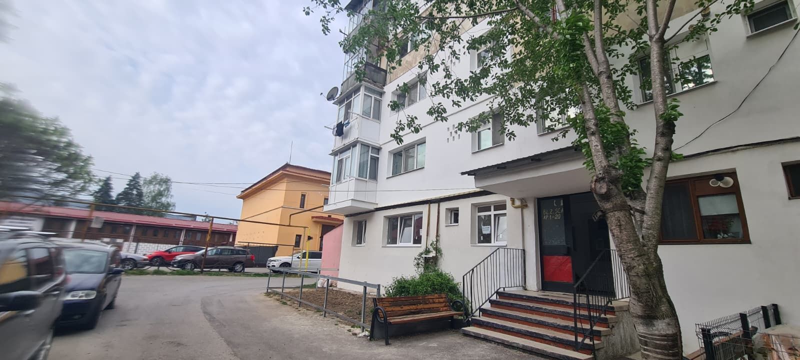 Apartament 2 camere 40 mp parter - locuinta sau spatiu comercial! - Poză 13