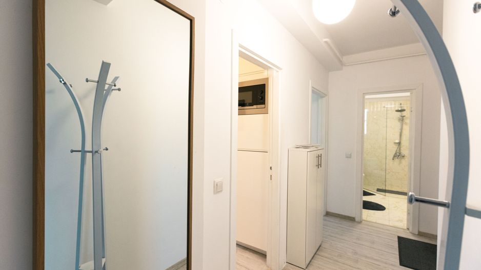 Apartament decomandat | Zona Palas | Vedere directa catre Palas - Poză 5