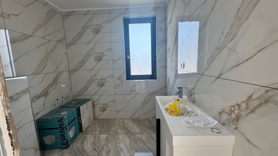 Vila 5 camere Otopeni Central-bucatarie si finisaje incluse - Poză 27