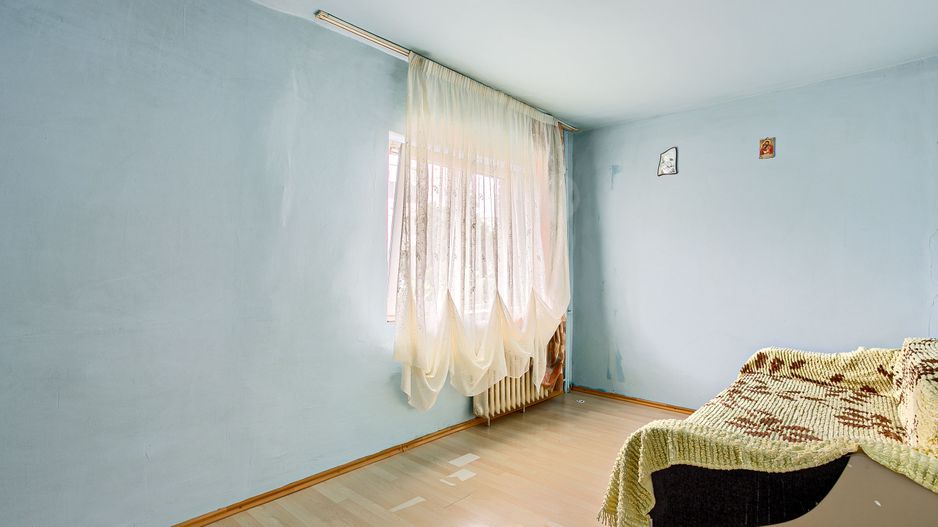 Vandut Apartament cu 3 camere la parter, in Micalaca - Poză 8