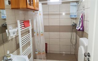 Apartament la casa, 2 camere, 80 mp utili, Centru, zona ANAF - Poză 10