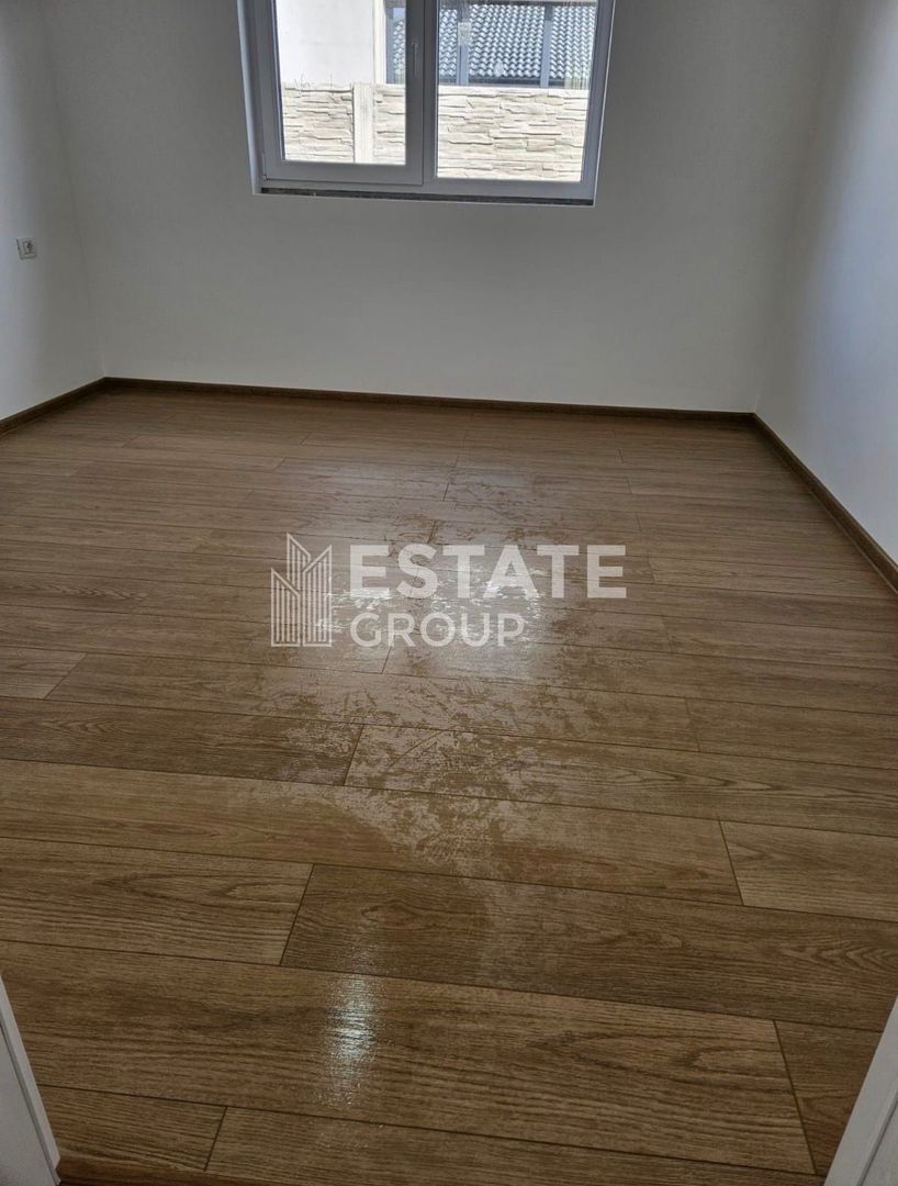 Duplex cu 3 camere despartit prin camera tehnica in Mosnita Noua - Poză 5