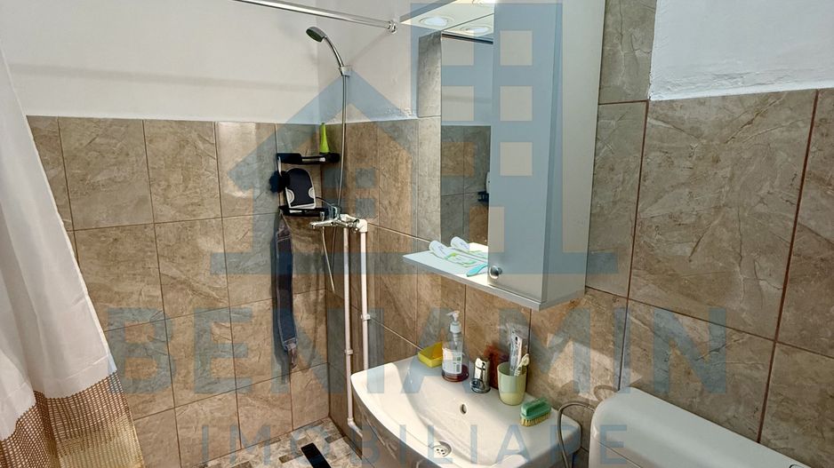 4 camere decomandat 99mp centrala mobilat Craiovita Promenada - Poză 7