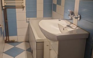 Inchiriez apartament cu o camera pe strada Gloriei - Poză 6