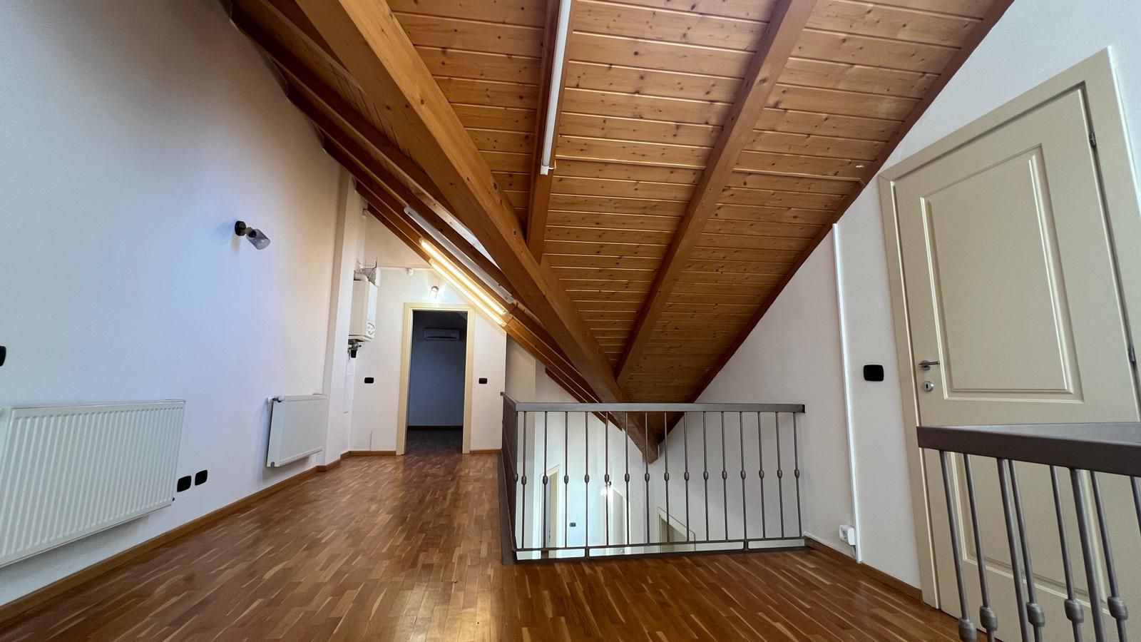 Spațiu de birouri de 80mp de închiriat în zona Ultracentral - Poză 9