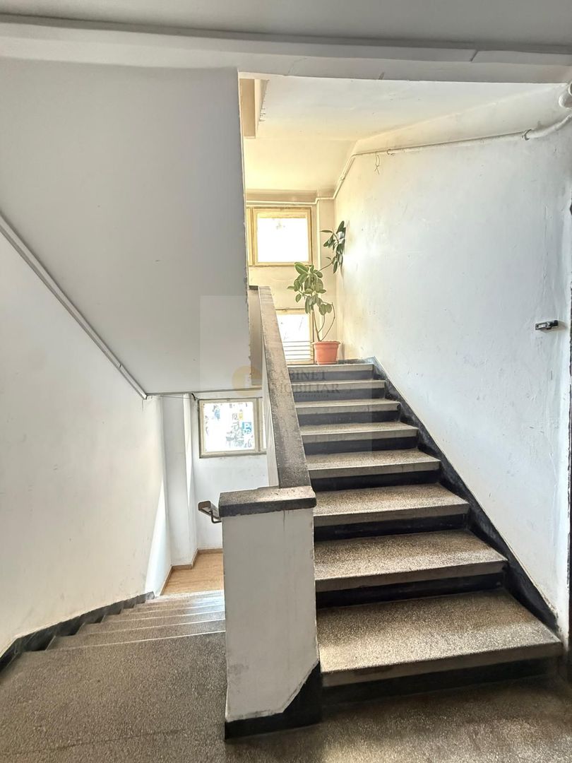 Garsoniera cu balcon | 30 mp  | Piata Mihail Kogalniceanu |  Etaj 1 - Poză 15