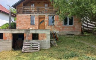 De Vanzare:  Casa individuala in Campenesti! - Poză 1