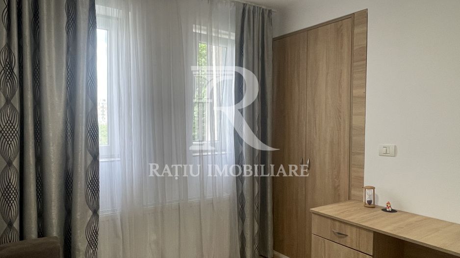 Apartament cu 3 camere | Etaj intermediar | Decebal | Oradea - Poză 9