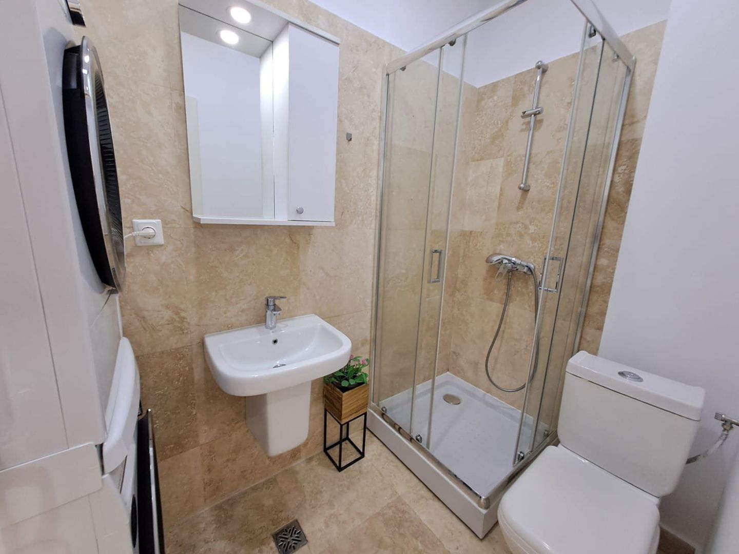 Apartament 3 cam B-dul Timisoara Str. Valea Calmatuiului - Poză 15