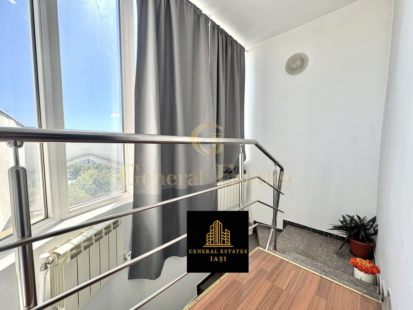 Vânzare apartament în 3 Nivele cu Terasă, Cug-șos.Nicolina - Poză 14