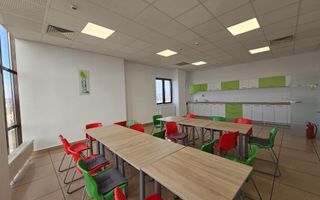 Spatiu de birouri de inchriat locatie centrala si vizibilitate buna - Poză 25