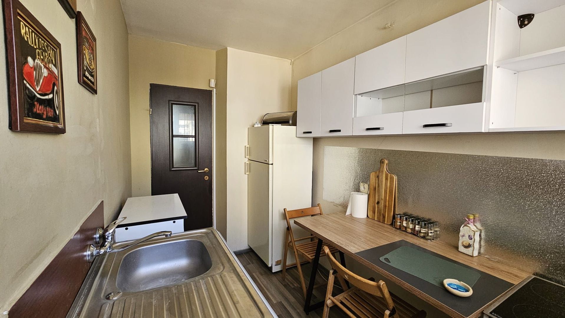 Calea Bucuresti, apartament 2 camere,mobilat,etaj1 - Poză 3