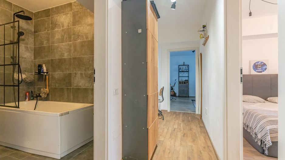 2 camere decomandat mobilat utilat cu gradina - Poză 18