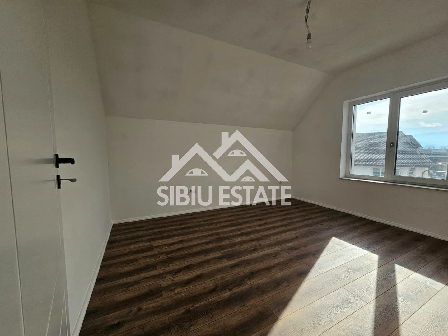 Casa Sibiu Vest, zona Cristian - Poză 24