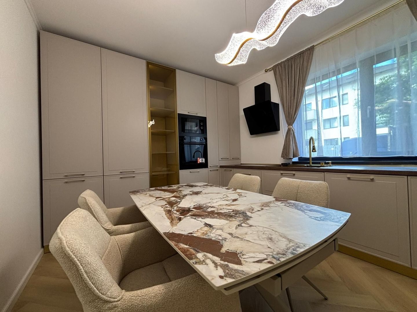 Casa 4 camere PREMIUM, NOUA in Selimbar, Str. Brana - Poză 40