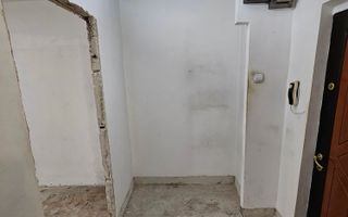 Garsonieră | 34 mp | Etaj 2| An constructie 1978/Metrou la 5 minute - Poză 2