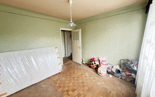 Apartament-2 Camere-48mp-CT- Etajul 2-Izolat-Bulevardul Saturn-Brasov - Poză 1