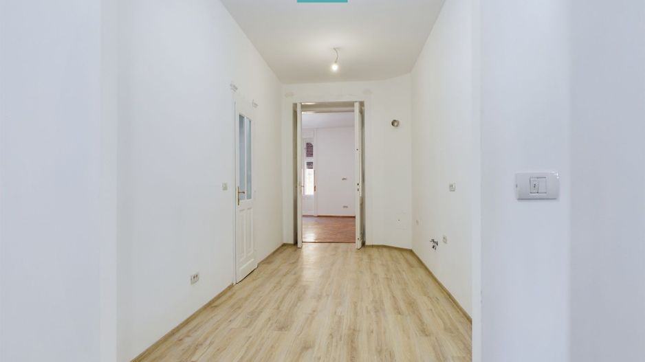 Apartament ultracentral cu 2 camere - Poză 2