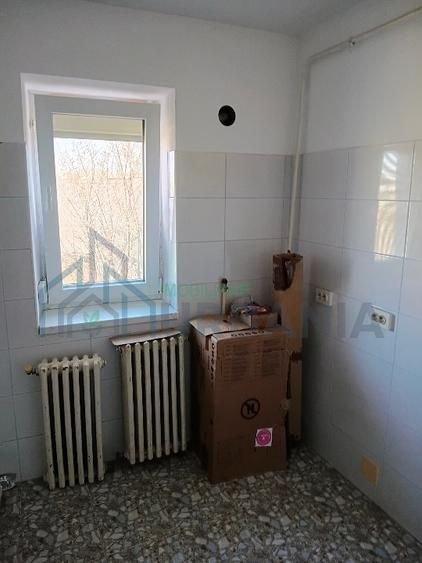 Apartament 2 camere, Tomesti, bloc reabilitat termic - Poză 3