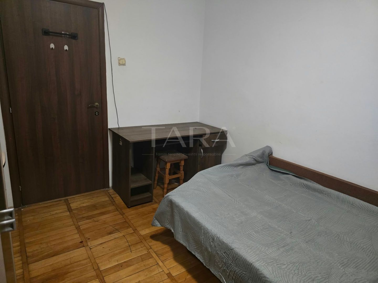 Apartament cu 4 camere decomandat de vânzare în Mănăștur, zona Penny. - Poză 2