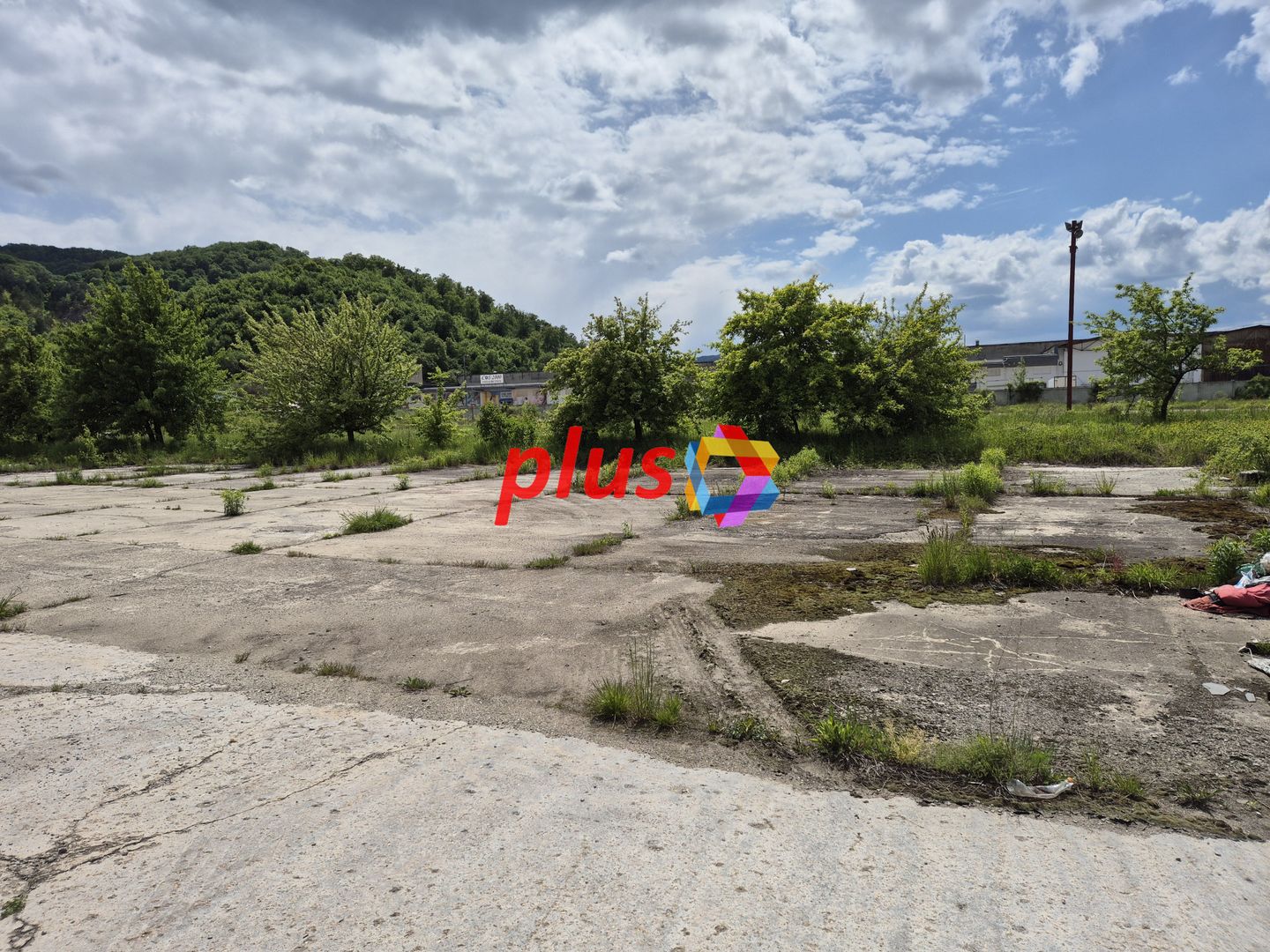 Platforma betonata de inchiriat Brașov - 1000 mp - Poză 4