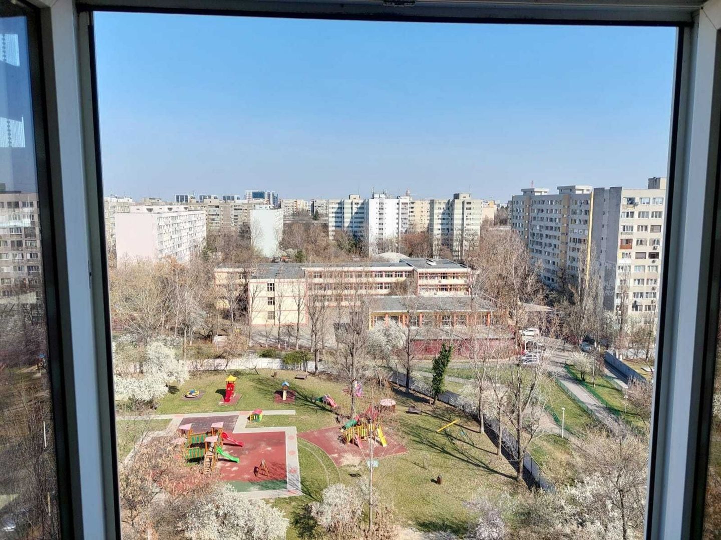 Vanzare Garsonieră 33 mp, etaj 10/10, mobilată, parcare și 2 lifturi - Poză 8