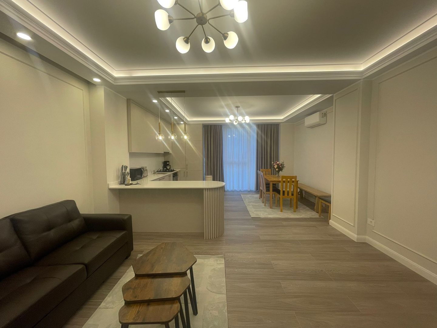 Apartament LUX 104 MP | Rădăuți | 2 Băi | Open Space | Etaj 1 - Poză 3
