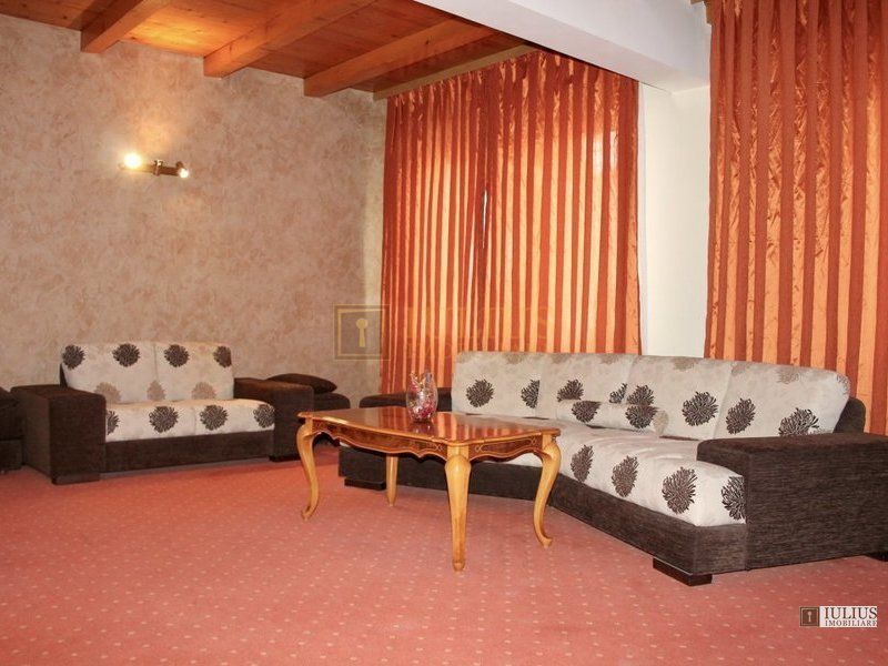 Casa de inchiriat in zona Lipovei - Pomiculturii. Curte comuna, ctr. Anaf. - Poză 1
