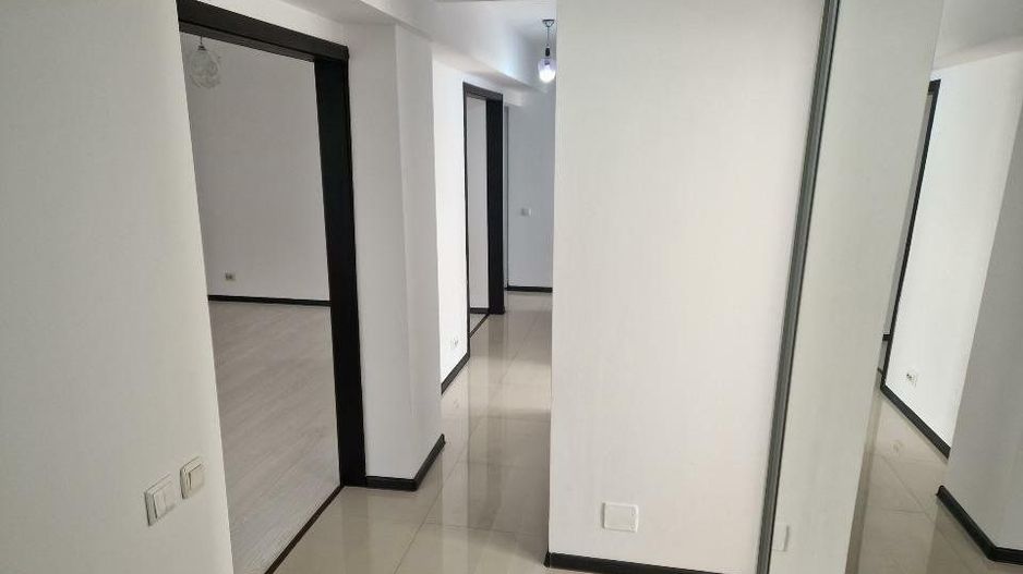 Vanzare apartament 3 camere, Bucureşti, Sector 3, Str Ilioara - Poză 3