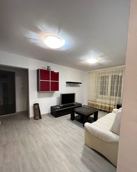APARTAMENT 3 CAMERE CRANGASI - Poză 1