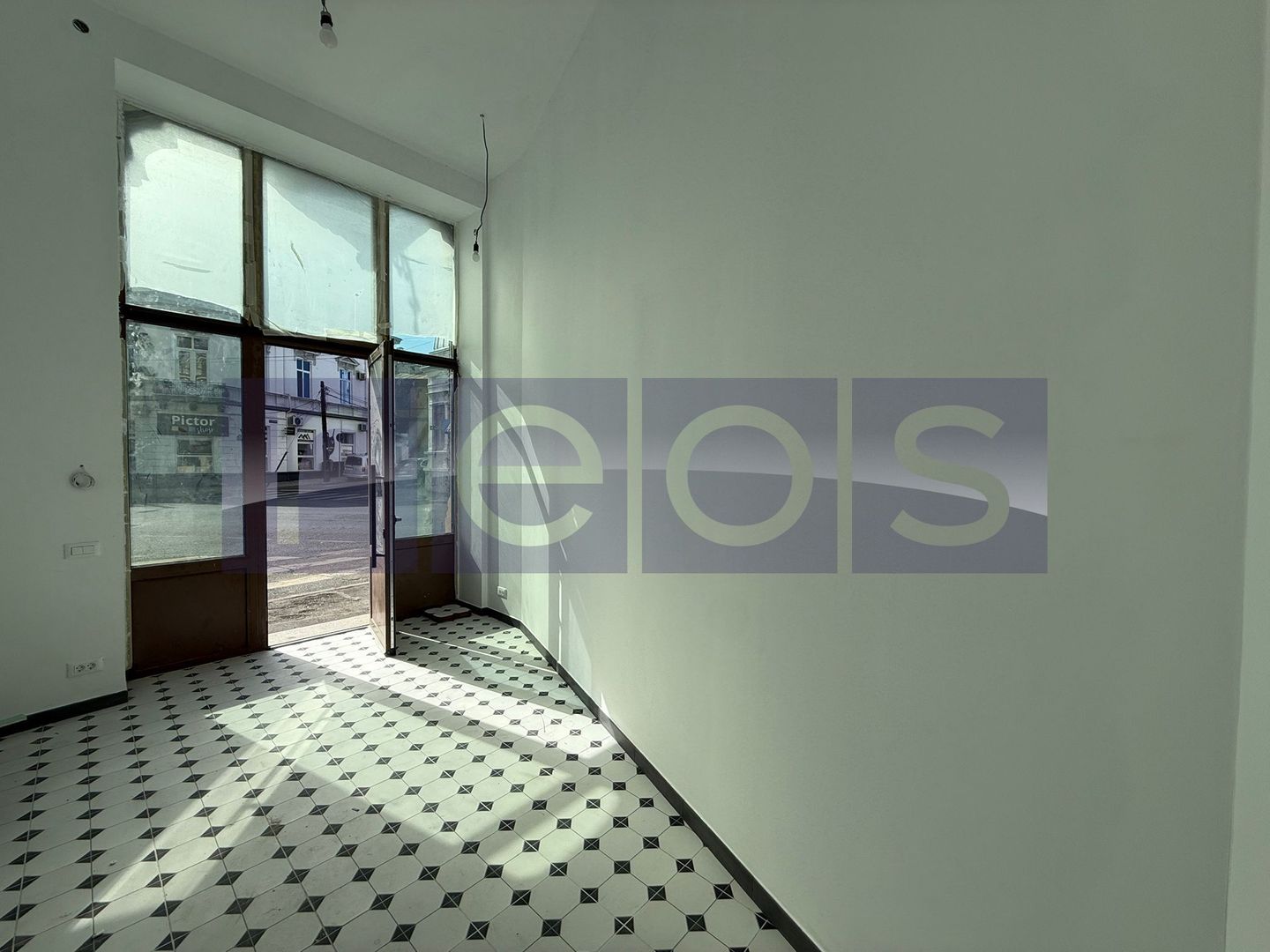 INCHIRIERE PARTER | SPATIU COMERCIAL | 16 MP | VICTORIEI | STRADAL - Poză 1