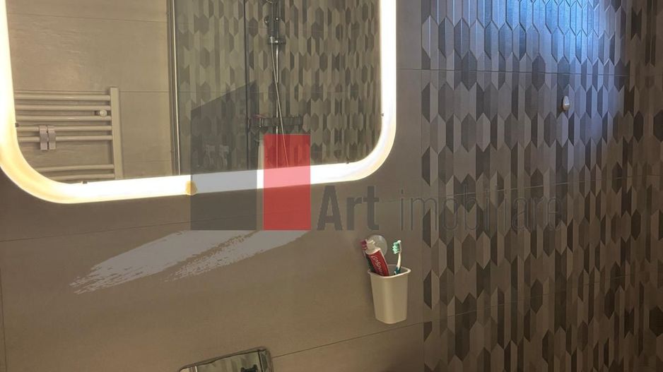 Casă modernă pentru familie, aproape de Parcul Teilor – mobilată complet - Poză 11