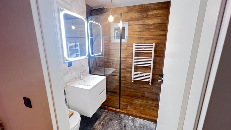 Apartament cu 3 camere de vanzare | Cartierul Manastur | Semidecomandat | - Poză 8