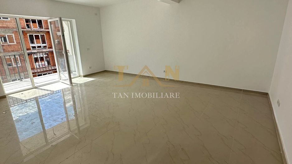 Apartament 2Camere In Spata La Lidl (Giroc) - Poză 1