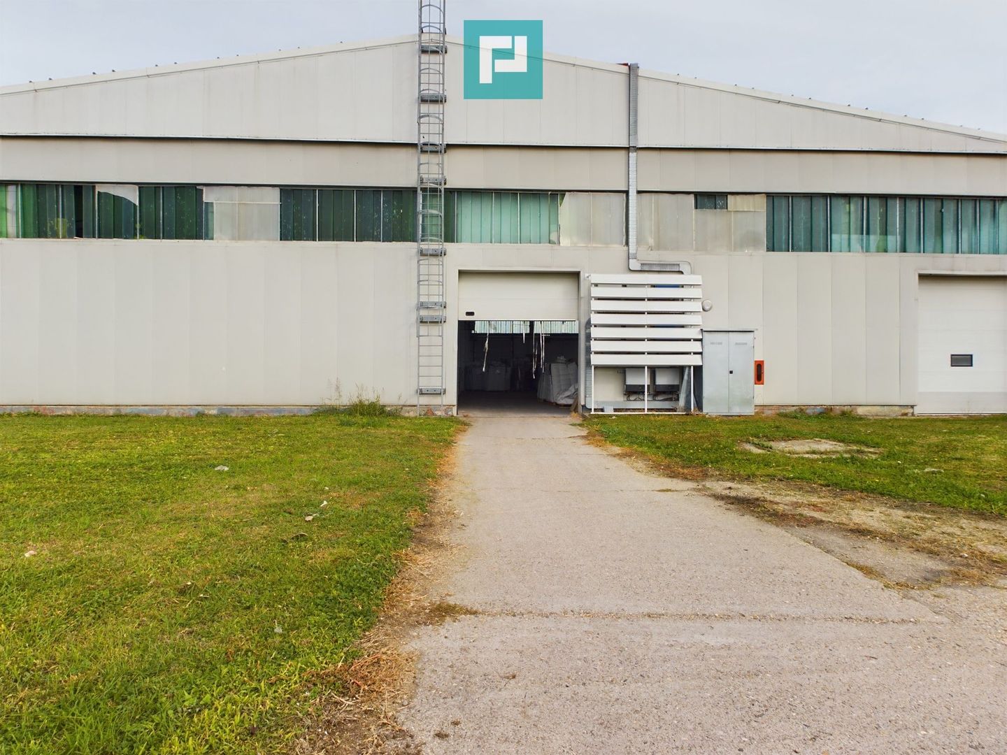 Hală industrială 1354 mp în Arad - Poză 3