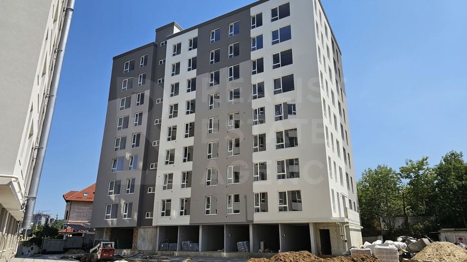 Vânzare, apartament, 2 camere + living, strada Soarelui, Botanica - Poză 1