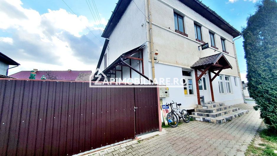 Spatiu Comercial  11 camere,370 mp utili,960 mp teren - Poză 6