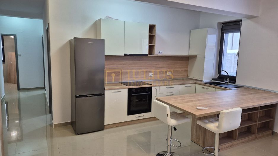 Bloc nou, prima închiriere, loc de parcare-Giroc - Poză 5