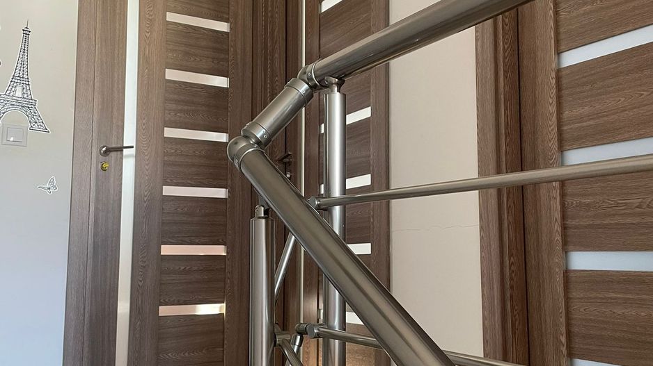 Casa tip duplex in Berceni finisata si mobilata langa Primarie - Poză 9