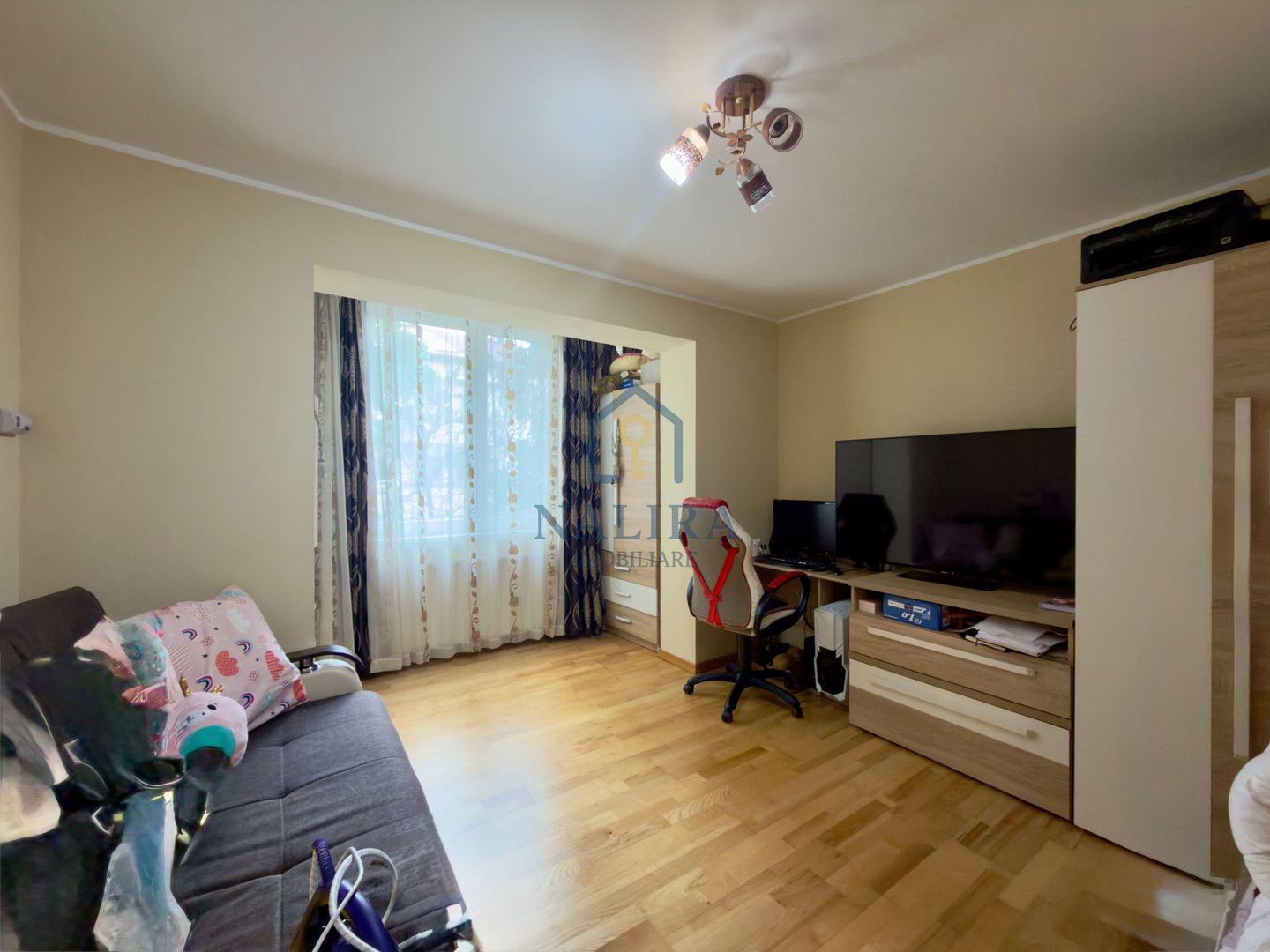 Apartament 2 camere de vânzare – zona școlii 11 - Poză 2