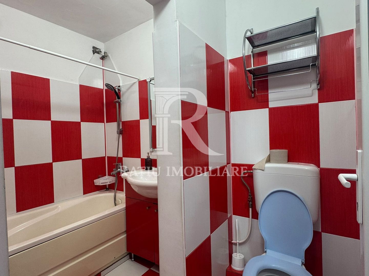 De inchiriat | Apartament cu o camera |  vedere panoramica | Nufarul - Poză 5