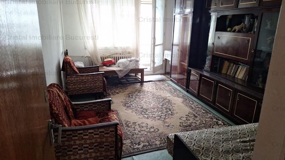 Vanzare Apartament 3 camere, Aparatorii Patriei. - Poză 2